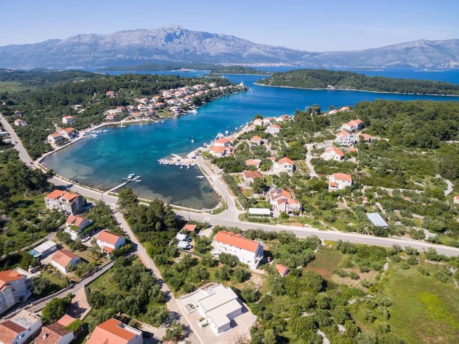 Villa Kora - Luxury Holiday Apartments Лумбарда Экстерьер фото