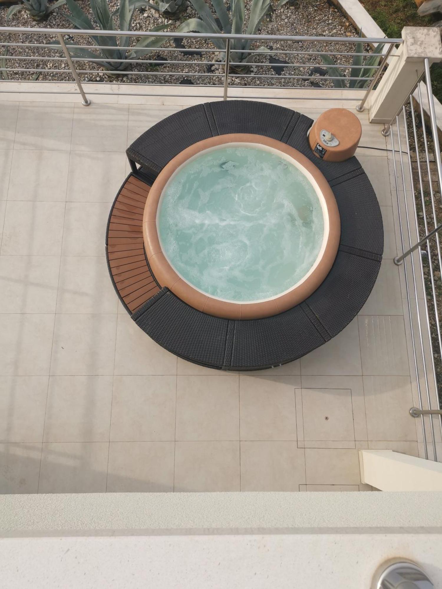 Villa Kora - Luxury Holiday Apartments Лумбарда Экстерьер фото